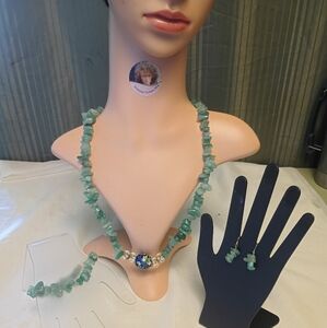 Vintage Beads Elegant Green Aventurine Gemstone Necklace and Bracelet Set